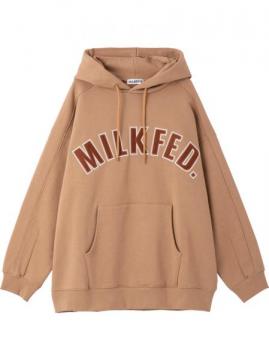 MILKFED .ARCH LOGO PATCH HOODED TOP